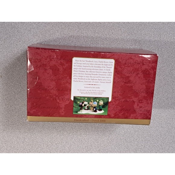 Hallmark Keepsake Ornament A Snoopy Christmas Woodstock on Doghouse 2000 - Picture 2 of 5